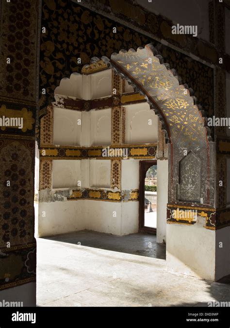 shalimar bagh srinagar interior images.